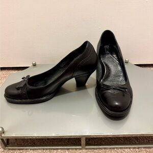 Born Handcrafted Leather Black Kitten Heels